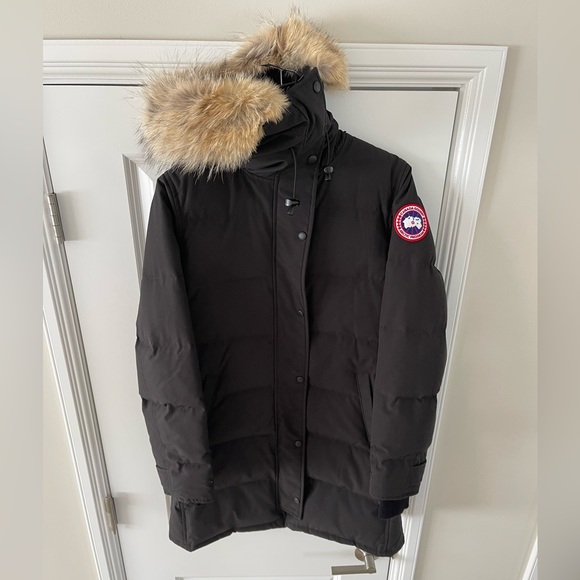 Canada Goose Black Puffer Coat with Fur Hood - Picture 1 of 9